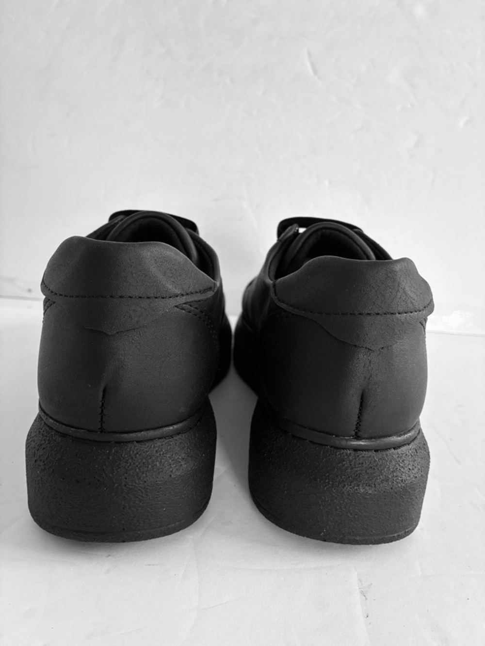 Apollo Moda Black Women's Casual CHEKICH Sneakers Size 5.5 NWT - Picture 9 of 11